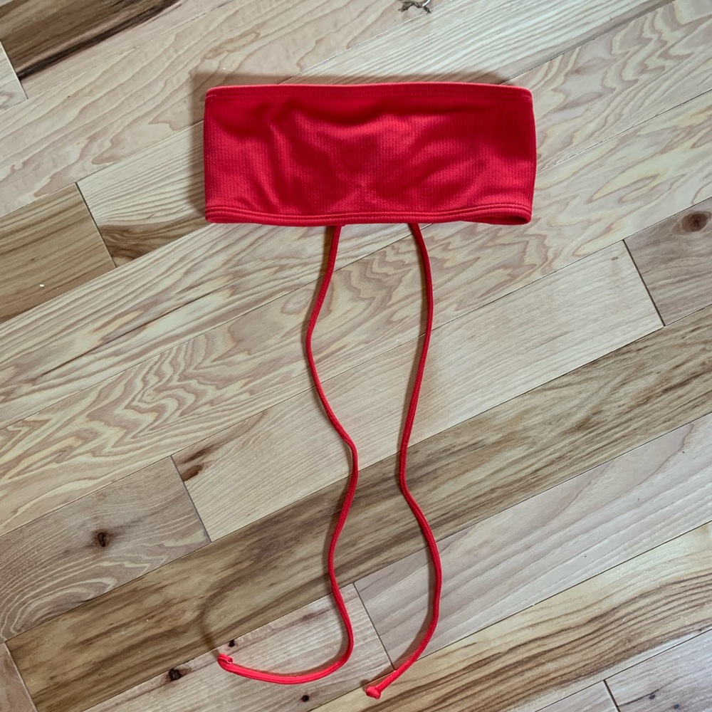 strapless bikini top